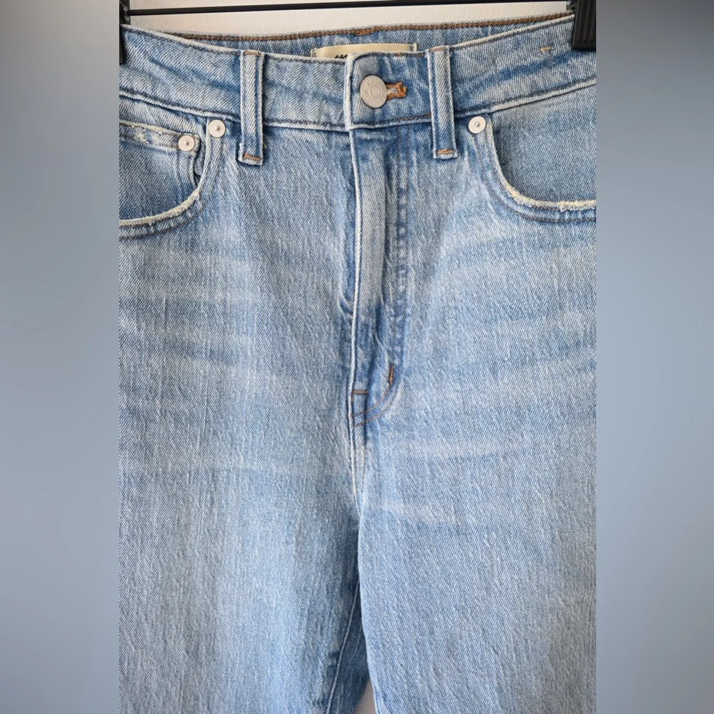 Madewell "Curvy 90's Straight" Jeans - Picture 8 of 11